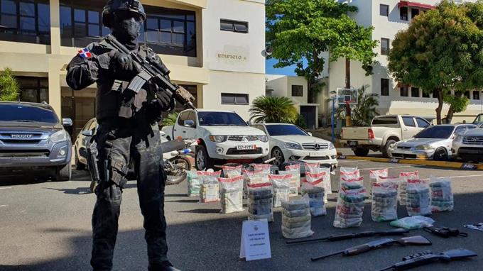 Desmantelan banda criminal acusada de narcotráfico en Puerto Rico