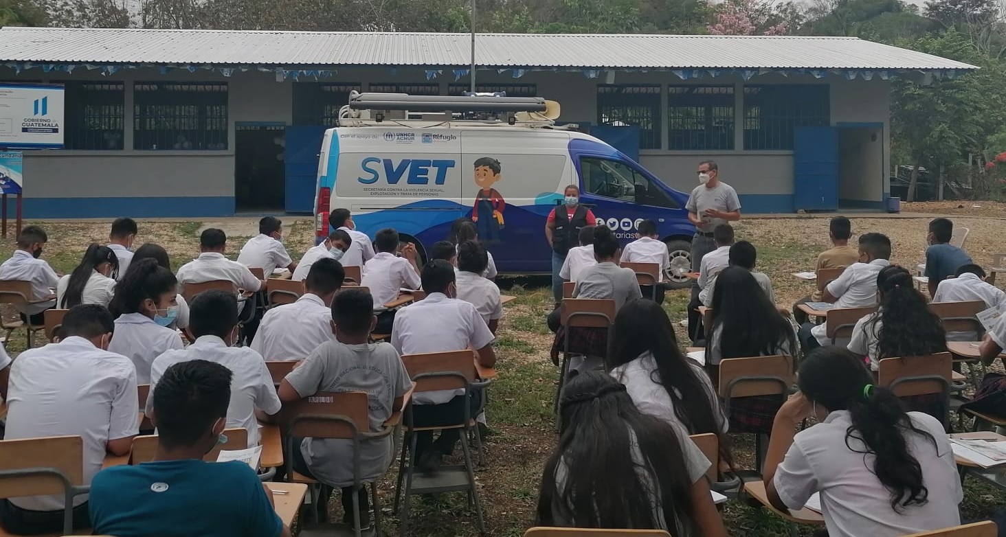 Univet llega al área rural de Santa Ana, Petén