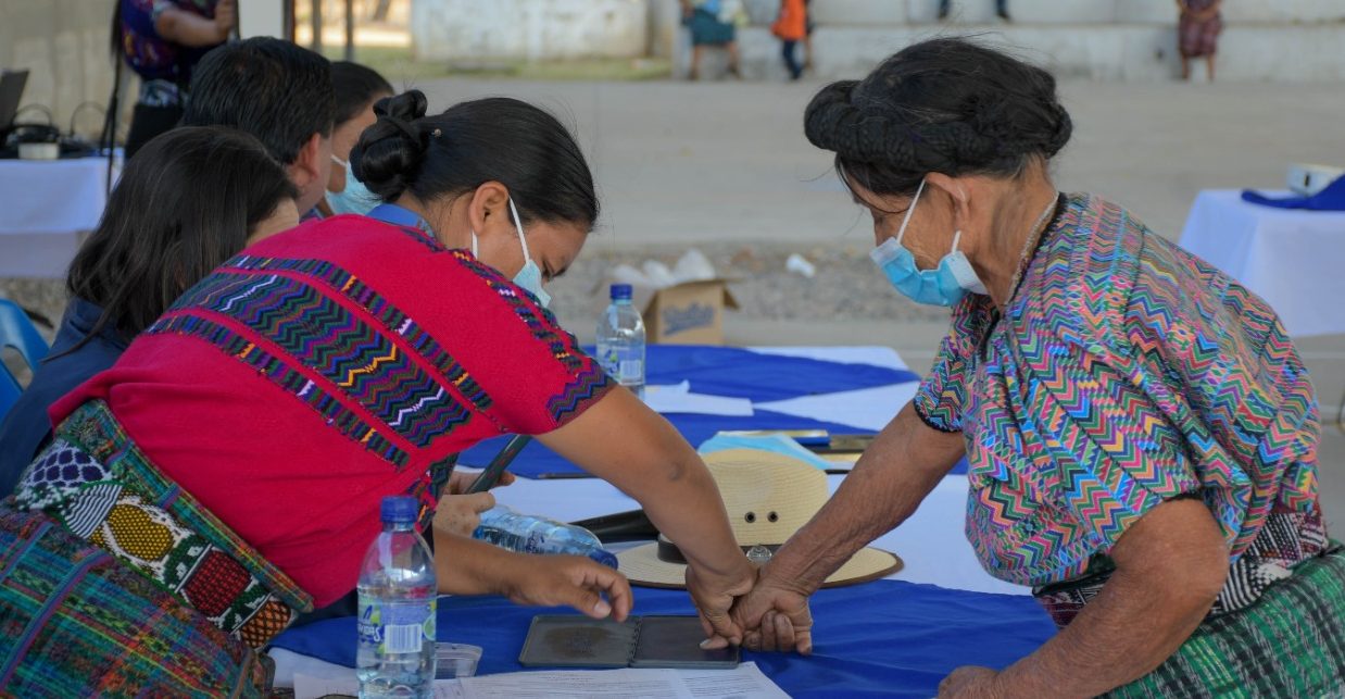 Adultos mayores de Baja Verapaz recibirán aporte económico