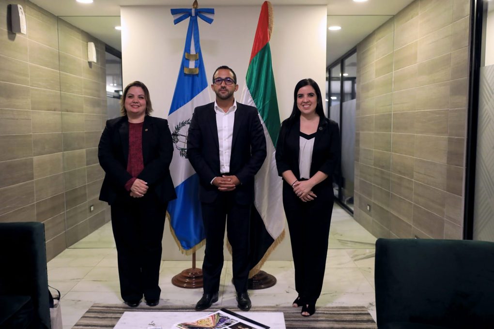 Guatemala da la bienvenida a jeque del emirato de Sharjah