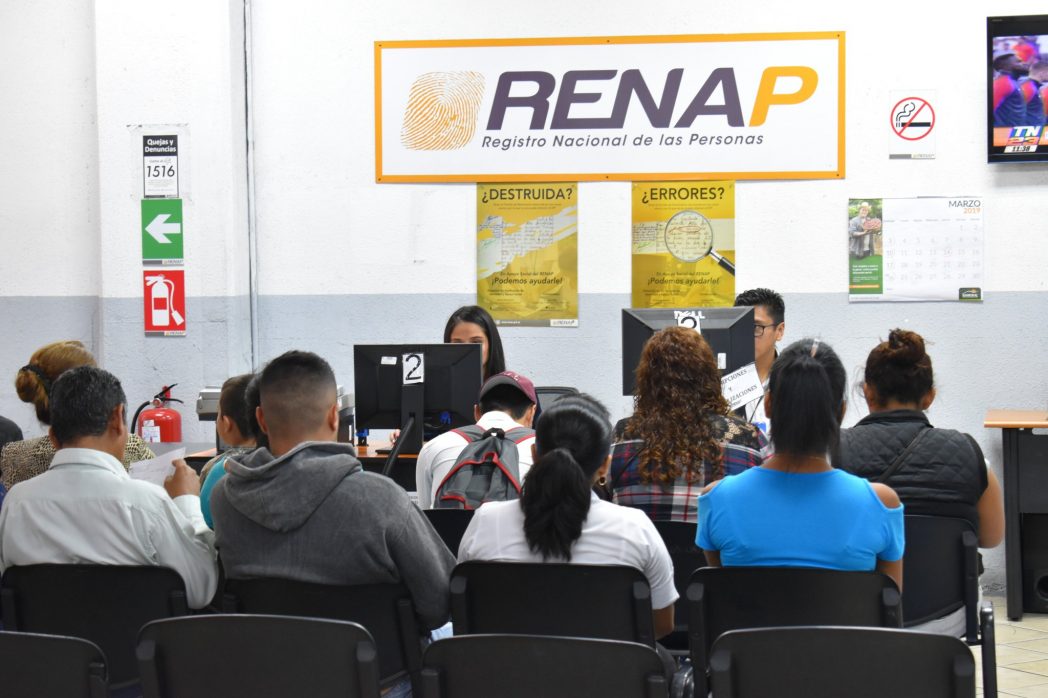 Renap brinda atención especializada a grupos vulnerables