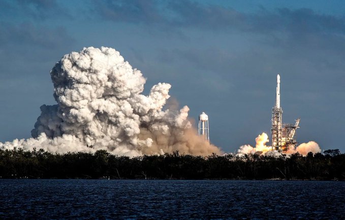 Ejecutan prueba de carga de combustible de la misión Artemis 1