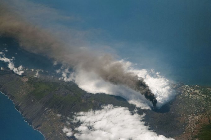 NASA: imagen del volcán Cumbre Vieja gana el concurso a mejor foto