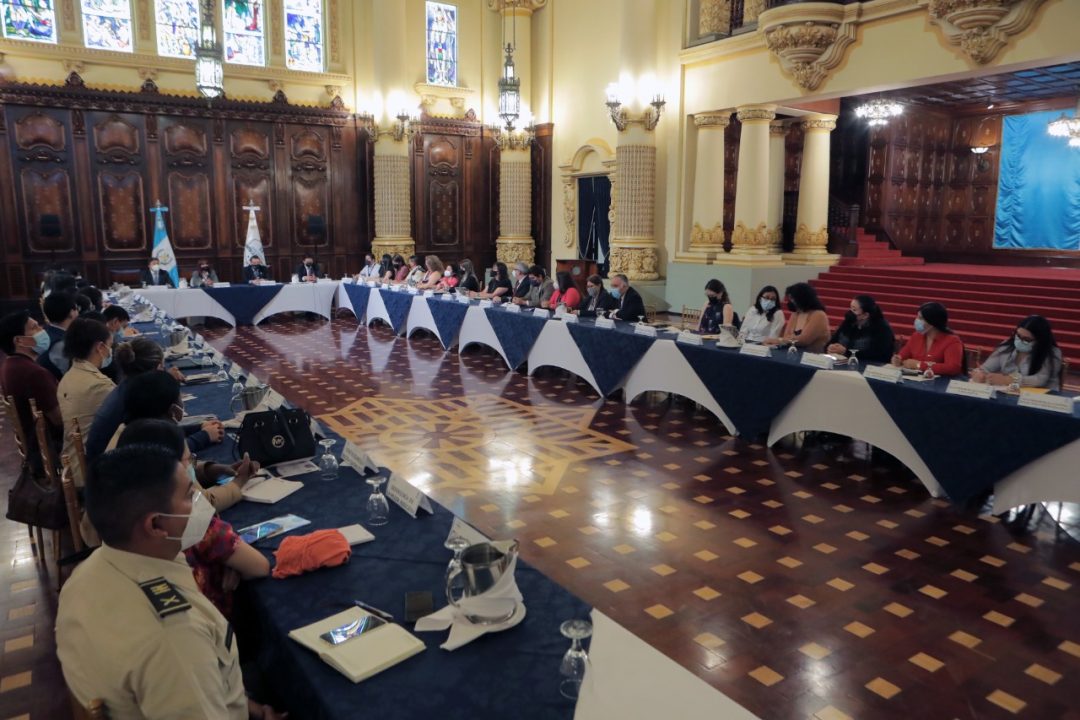Desarrollan reunión de mesa técnica sobre acceso a información pública