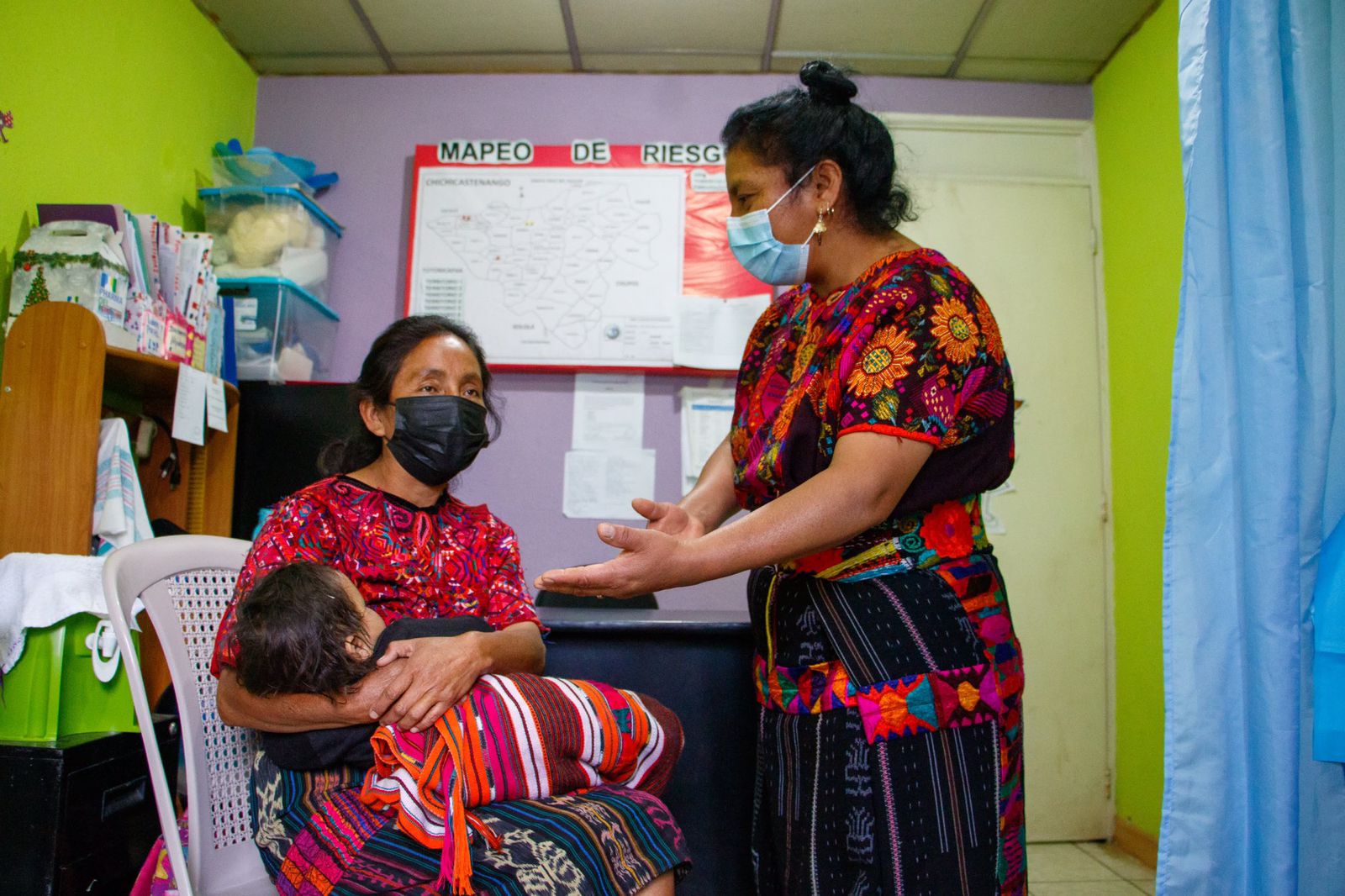MSPAS acompaña el trabajo de comadronas para promover la lactancia materna