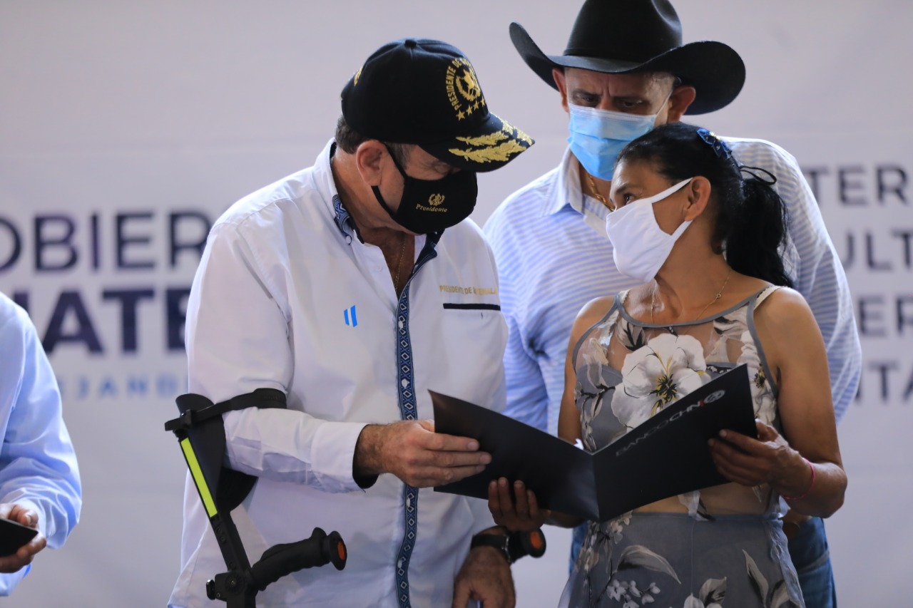 Productores agropecuarios de Santa Rosa beneficiados con Seguro Agrícola
