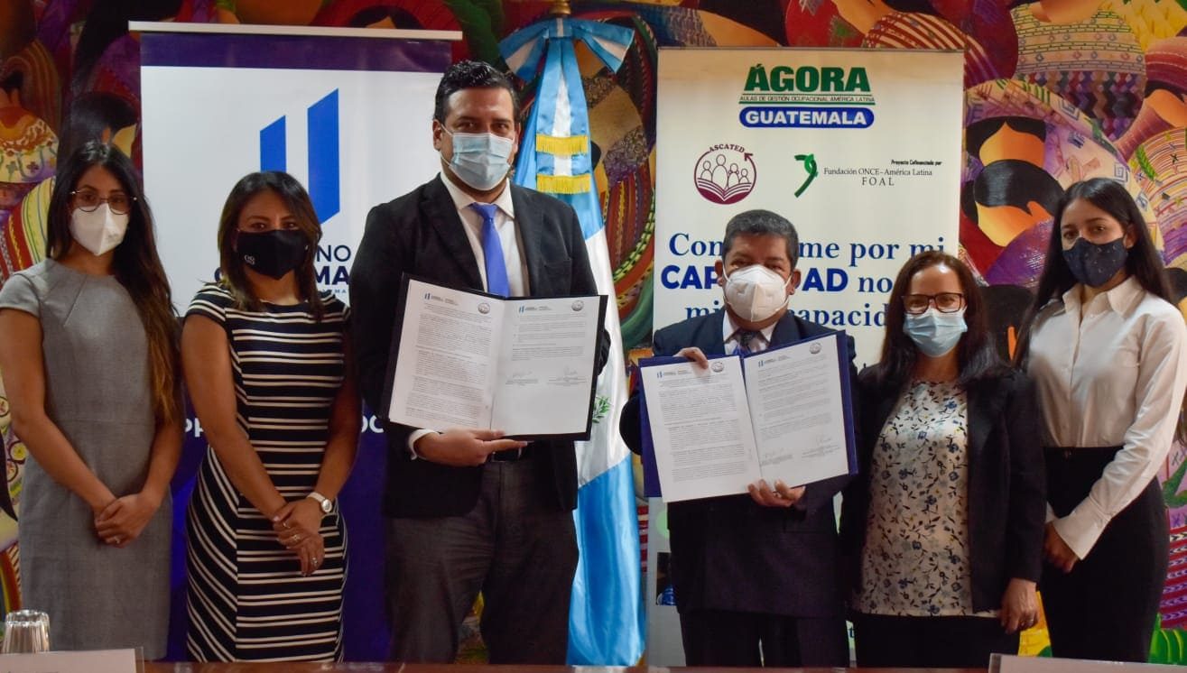 Firman convenio para la inclusión laboral de personas con discapacidad