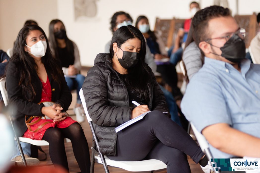 Conjuve llevará a cabo capacitaciones para optar a plazas de trabajo en inglés