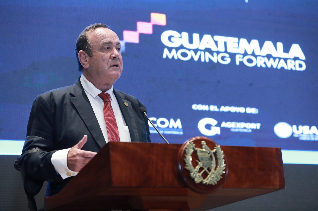 Presidente resalta que inversión extranjera representa una oportunidad para desarrollo de país