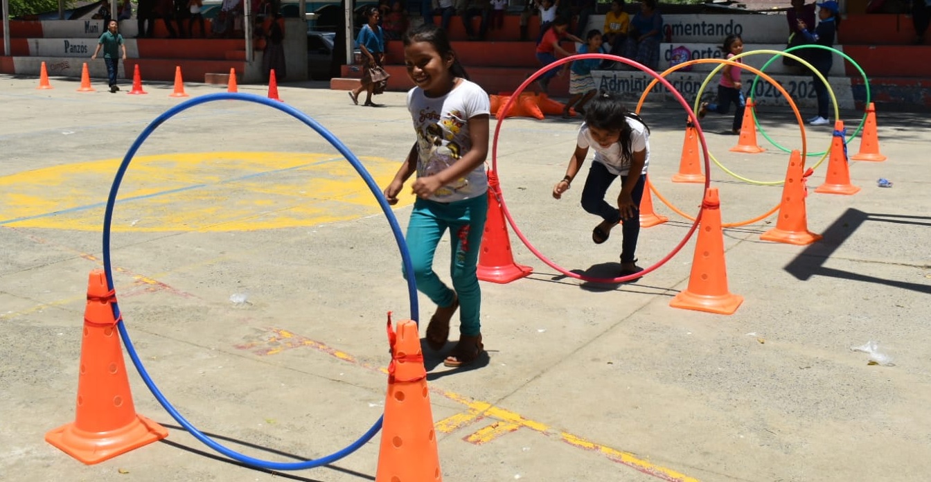 Festival recreativo fomenta la actividad física en Alta Verapaz