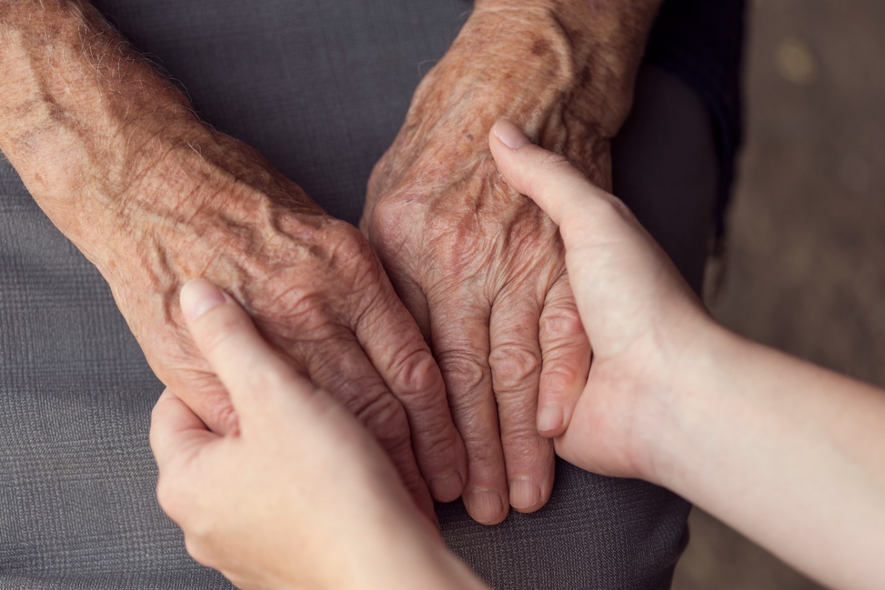 Ministerio de Salud promueve acciones para el cuidado del adulto mayor