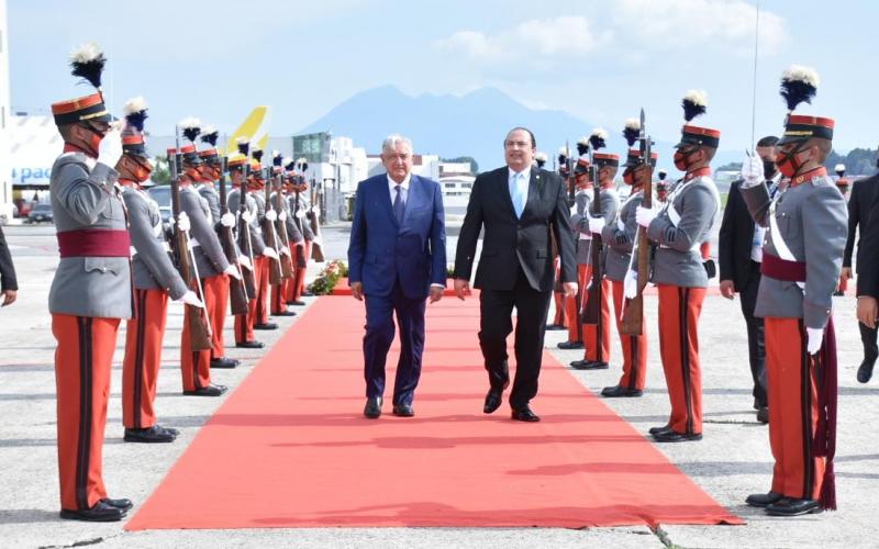 Presidente Andrés Manuel López Obrador arriba a Guatemala