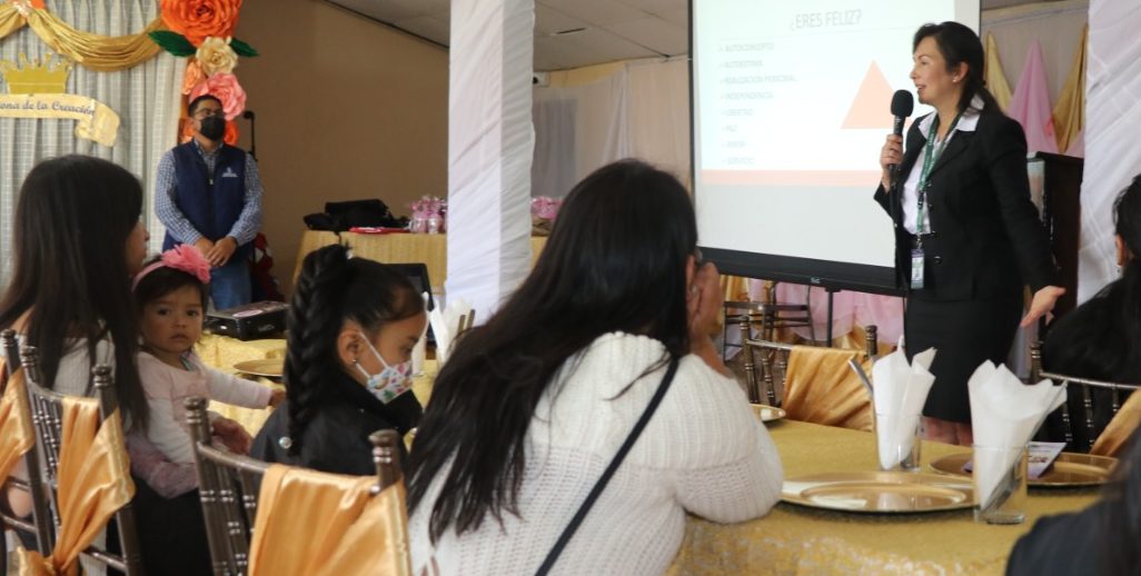 Mujeres se empoderan para prevenir la violencia