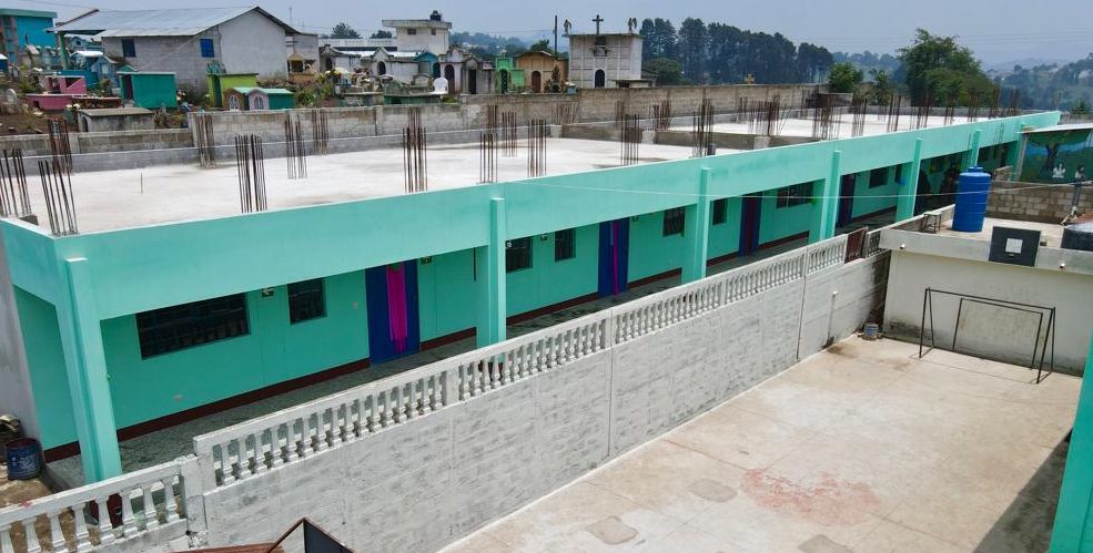 Más de 600 niños de San Andrés Xecul se benefician con mejoras en centro educativo