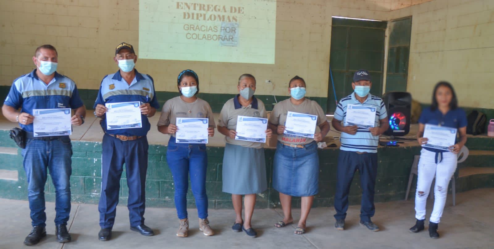 Vecinos de Champerico contribuyen a la identificación y combate de la malaria
