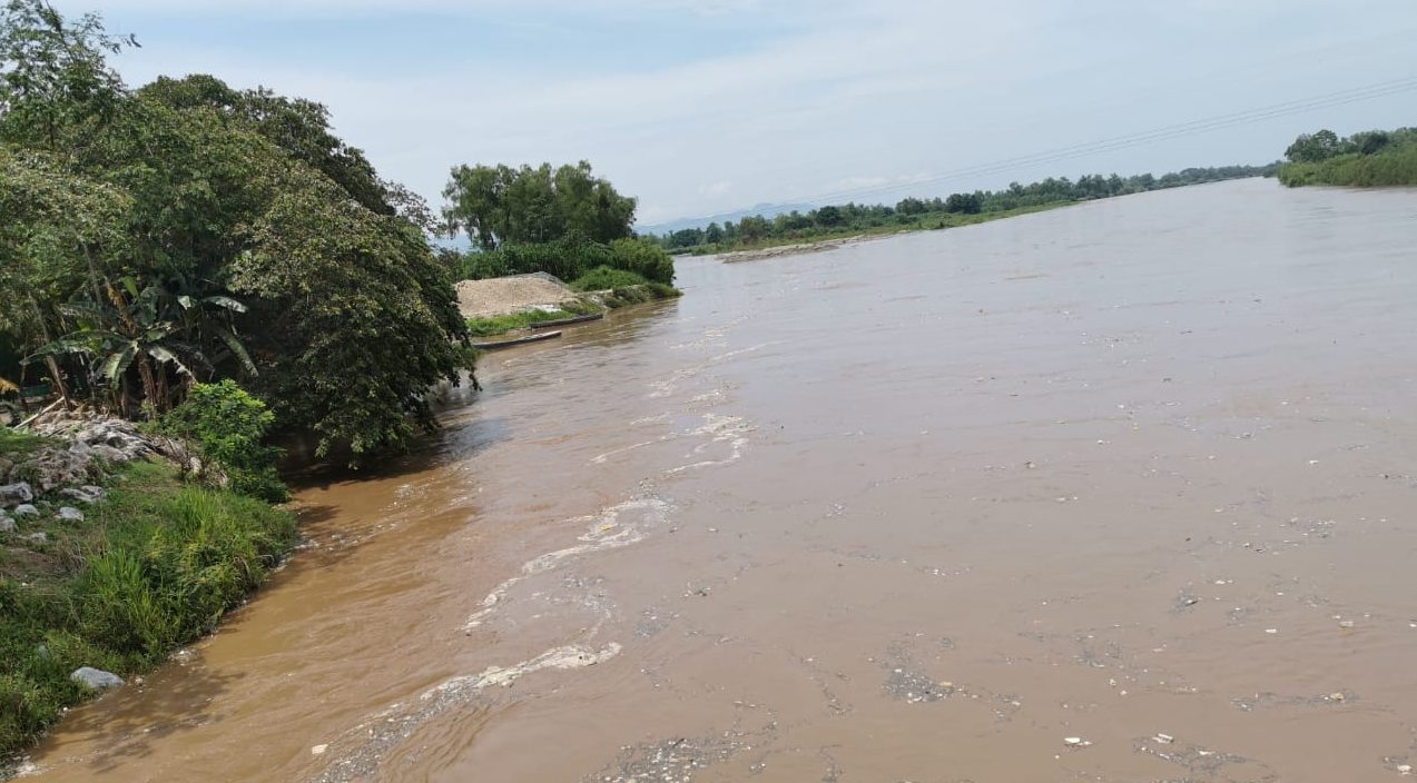 Conred monitorea áreas vulnerables en Izabal ante crecida del río Motagua