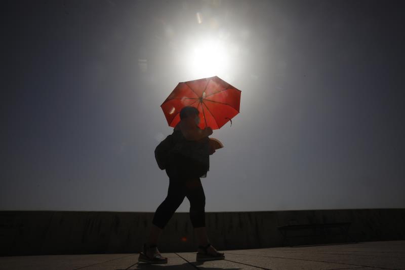 Hasta mil 200 millones de personas están en alto riesgo de sufrir calor extremo