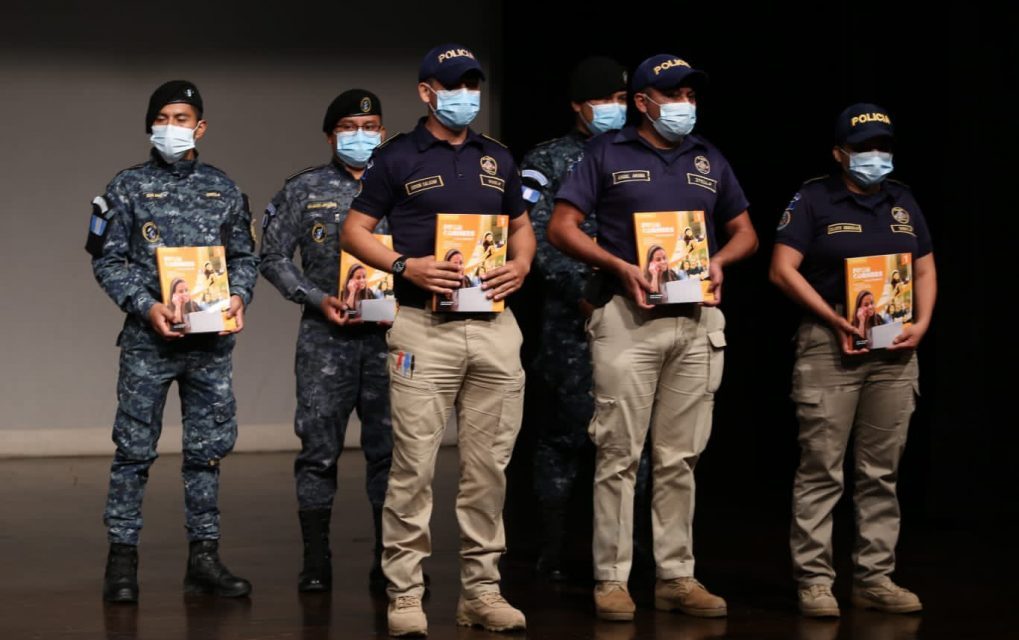 Mingob continúa implementando estrategia de transformación policial