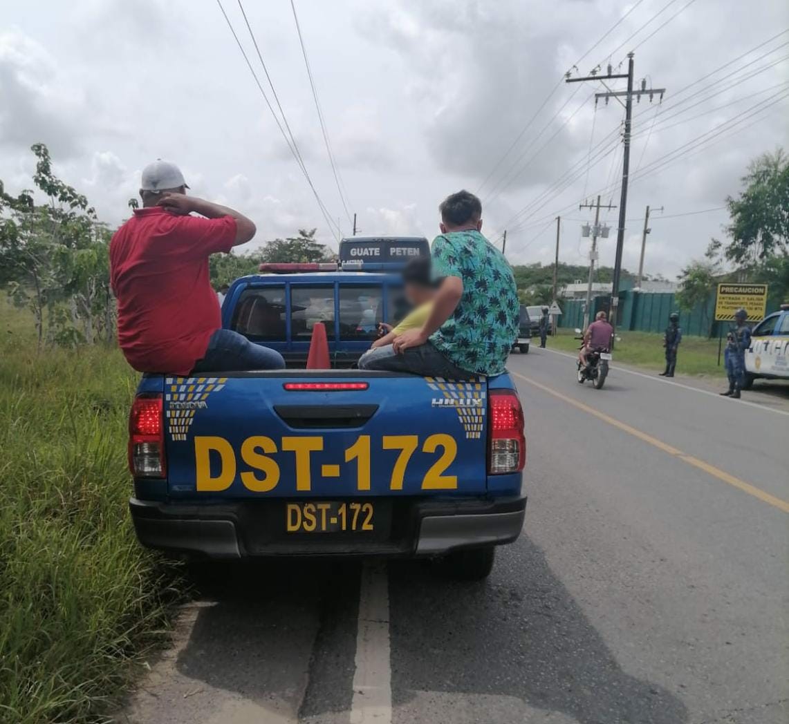 Interceptan a 39 migrantes cuando transitaban por Izabal
