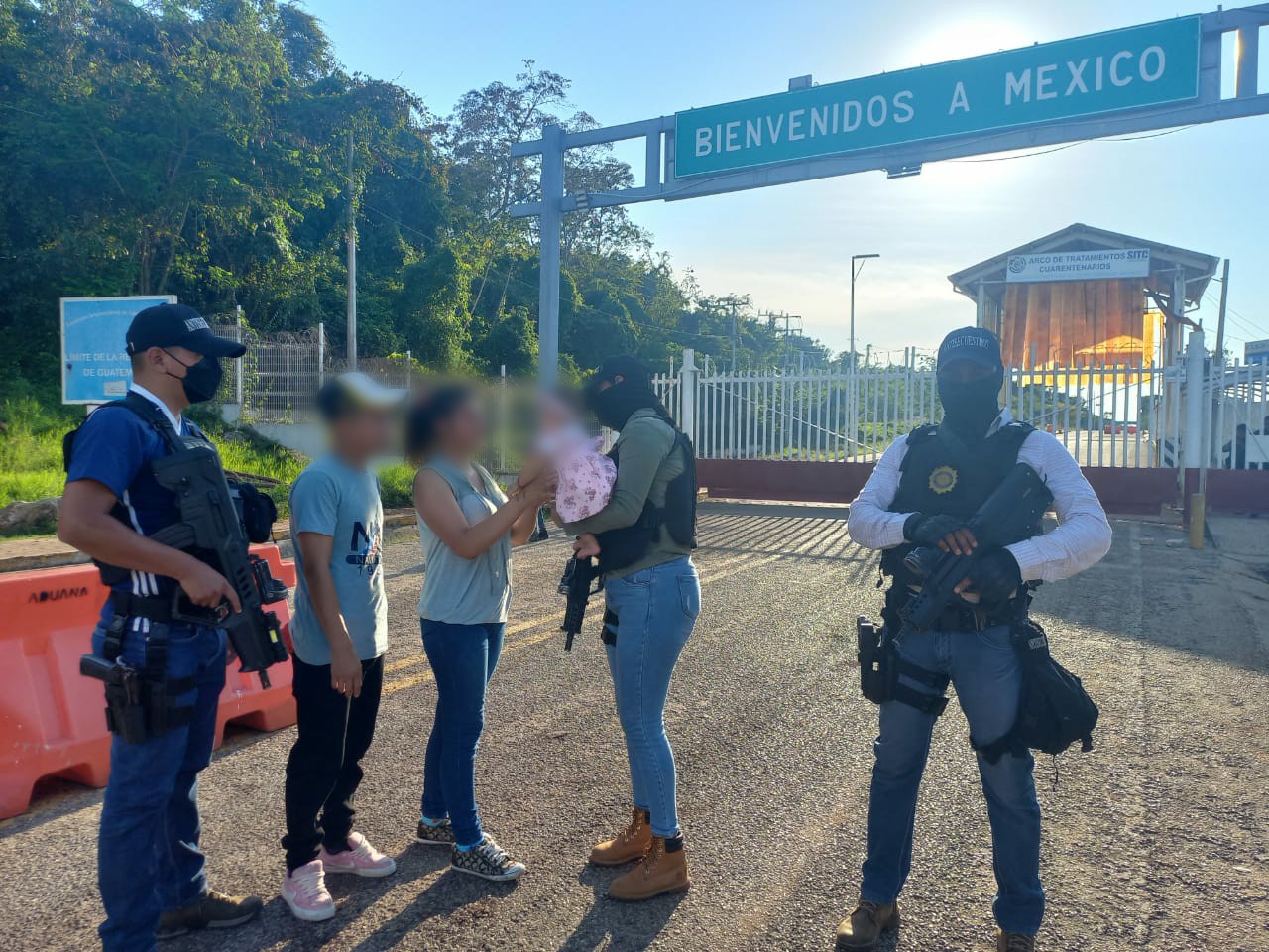 Bebé rescatada en México regresa a Guatemala