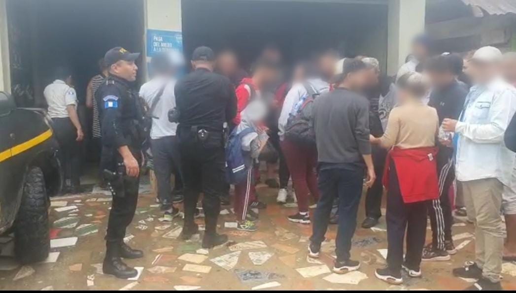 Capturan a ocho presuntos coyotes por traslado irregular de 39 cubanos