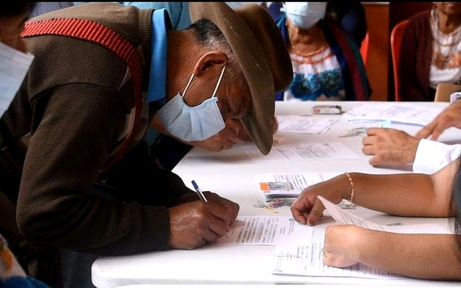 Notifican a mil 125 adultos mayores de su inclusión a programa de apoyo