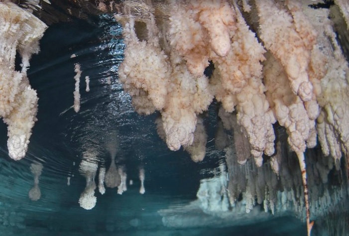 Cuevas de Mayorca evidencian aumento en el nivel del mar.