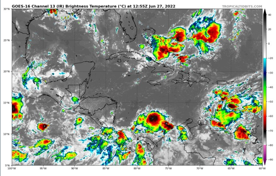 Condiciones atmosféricas del día pronostican ambiente cálido y soleado