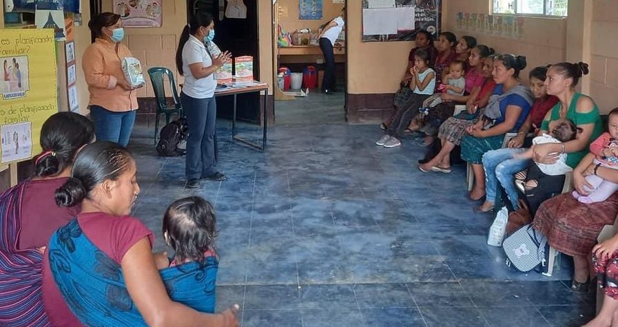 Madres de familia de Santa Cruz Barillas se instruyen para prevenir la desnutrición