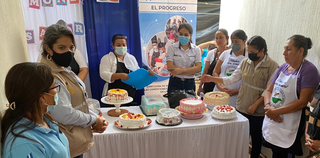 Mineduc evalúa competencias laborales de vecinas de El Progreso