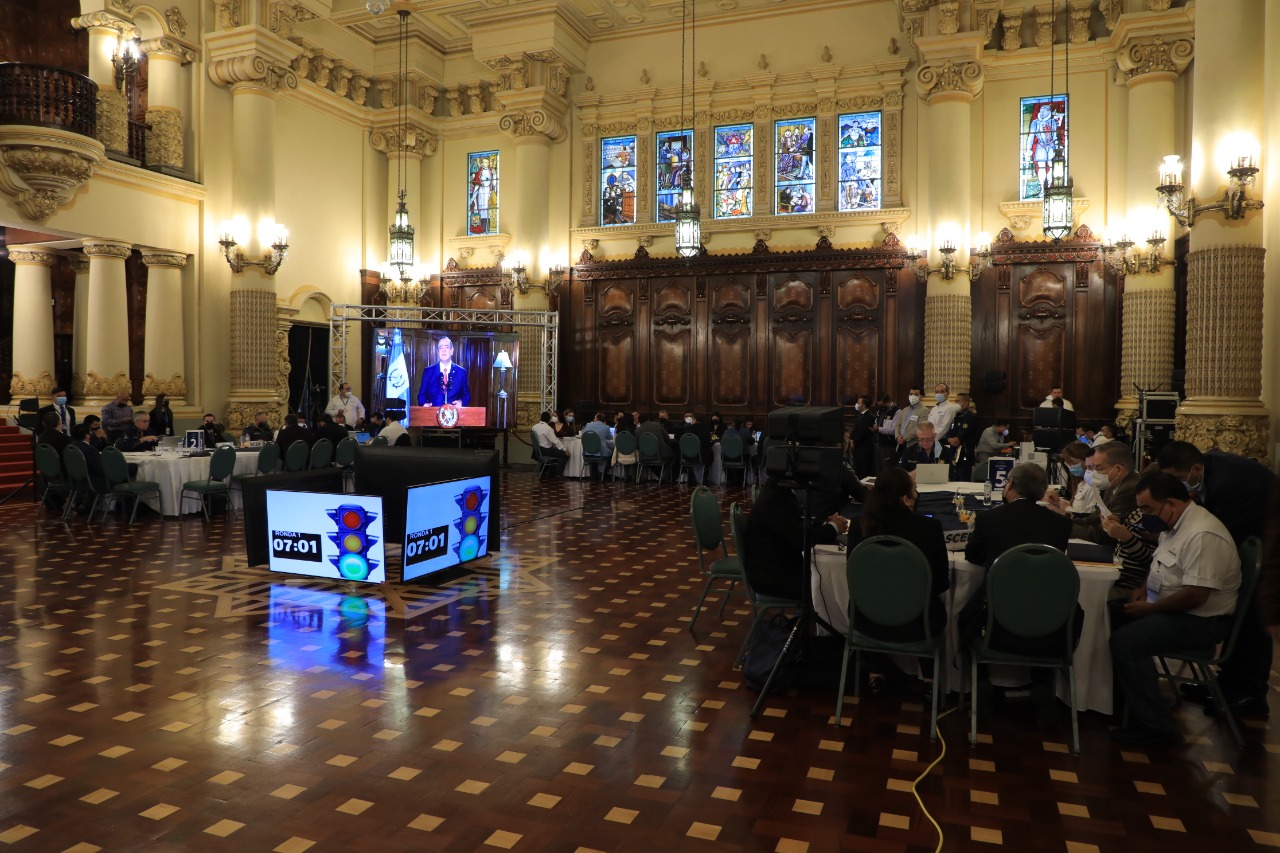 Alcaldes de Santa Rosa dan seguimiento a compromisos presidenciales.