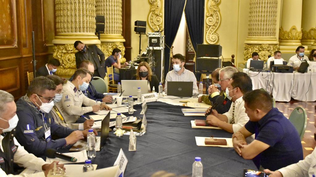 Ejecutivo da seguimiento a 206 compromisos presidenciales para Quiché