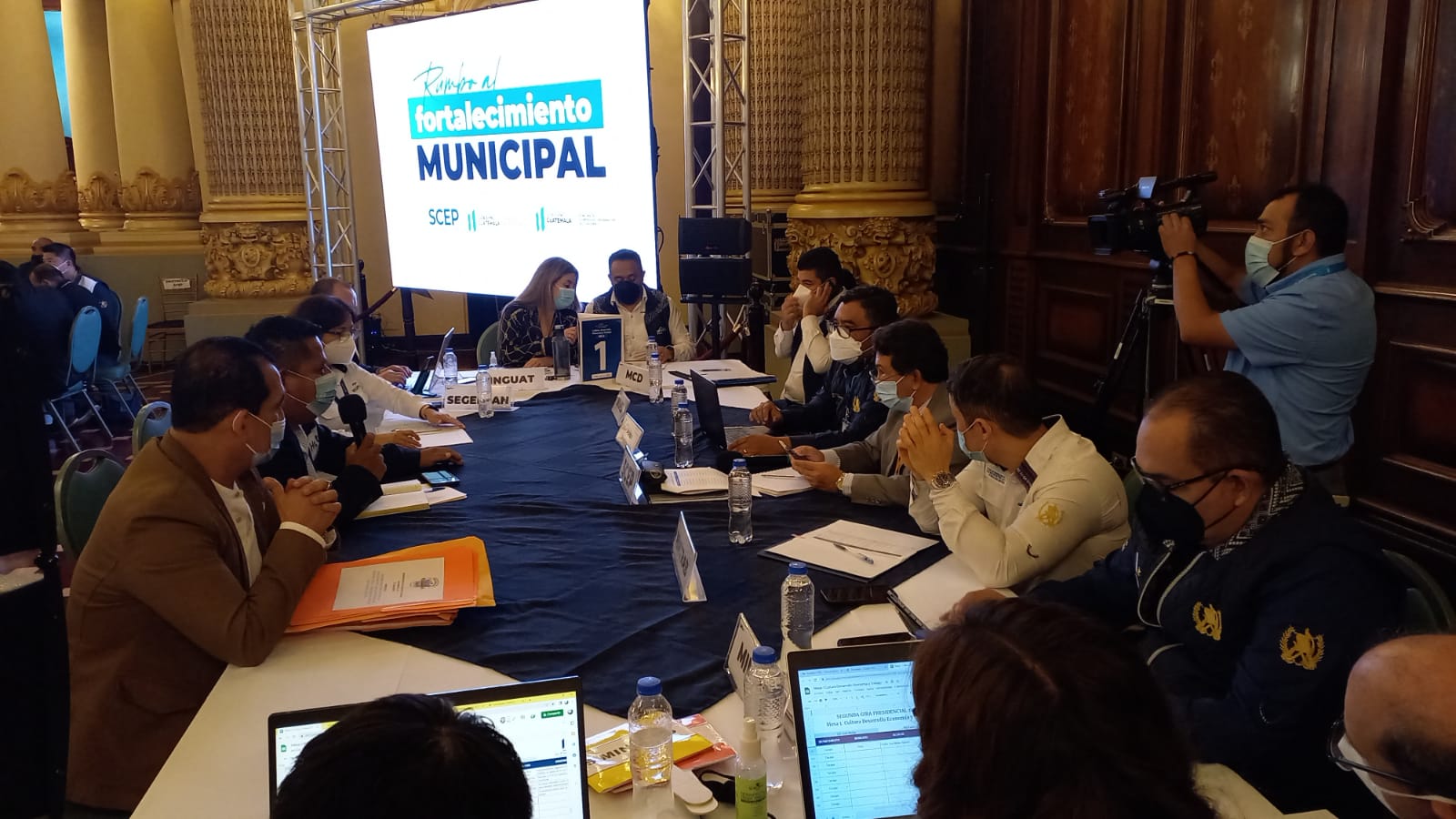 Desarrollan reunión de trabajo con alcaldes de Zacapa