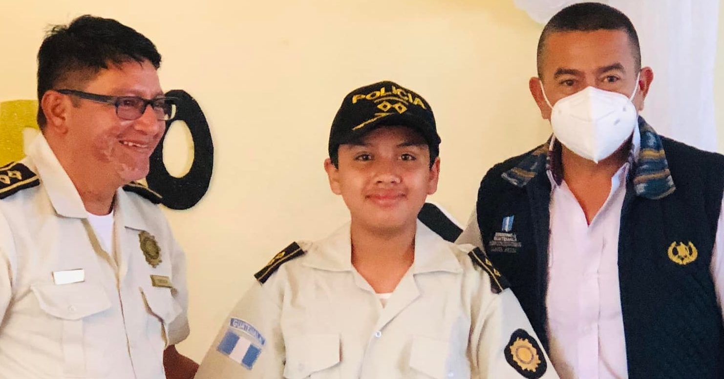 Eligen a niño comisario en Santa Rosa