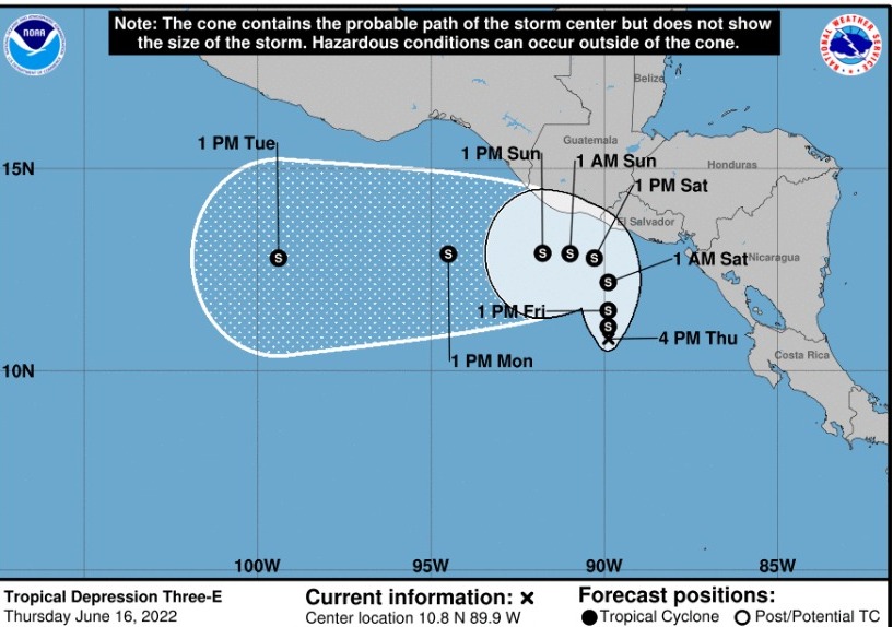 Monitorean fenómeno natural formado en el Pacífico