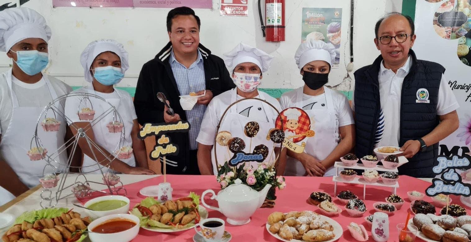 Capacitaciones buscan mejorar economía de vecinas de Huehuetenango