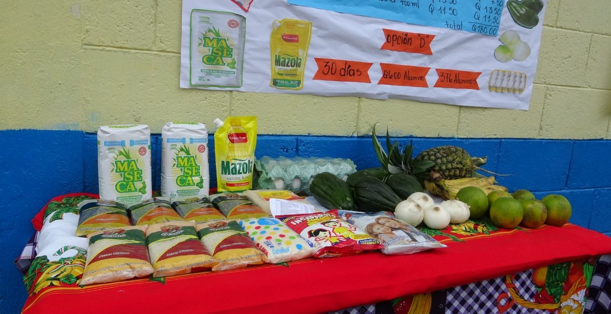 Supervisan cuarta entrega de alimentación escolar en San Miguel Panán