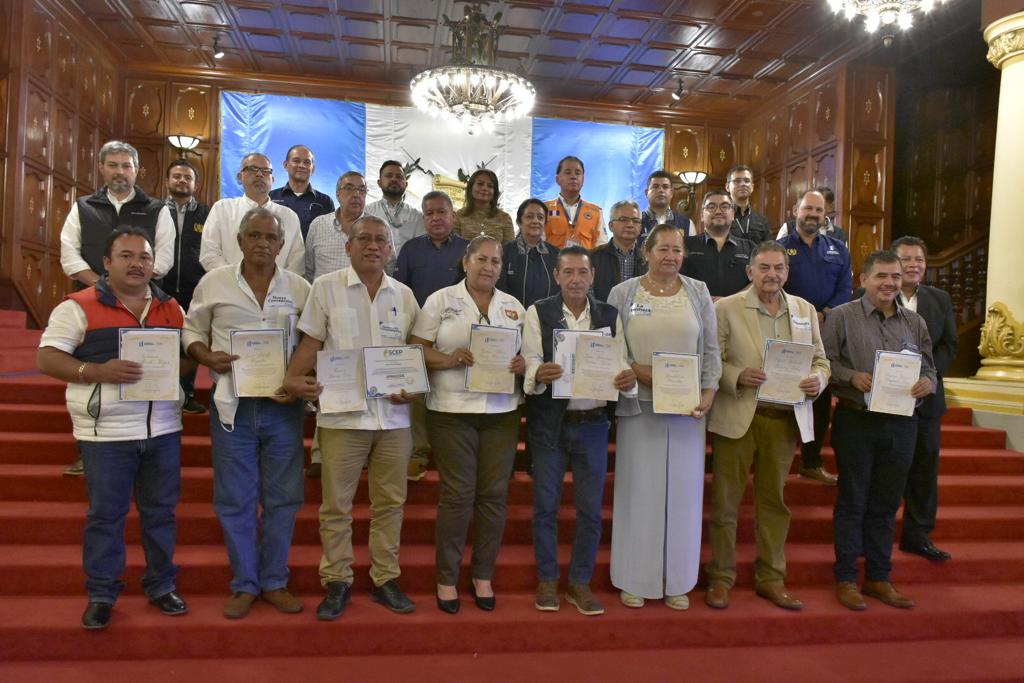 Gobierno y autoridades locales de Escuintla dan seguimiento a 95 compromisos presidenciales