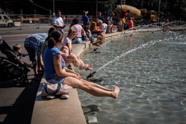 Milán invita a sus ciudadanos a ahorrar agua y cierra fuentes ante la sequía