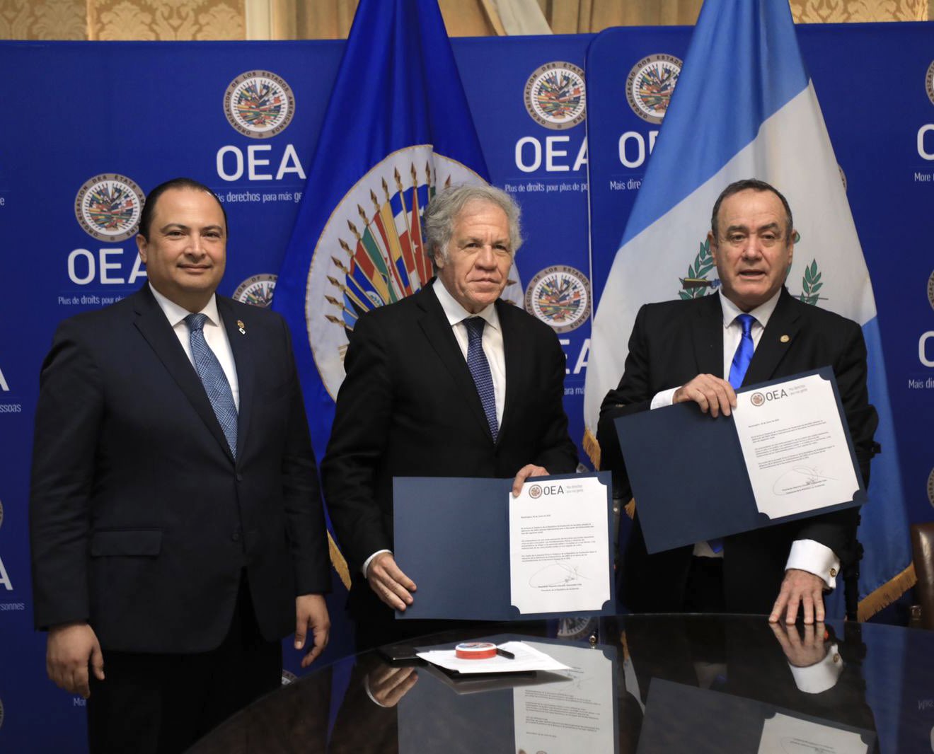 Presidente Giammattei adopta definición de antisemitismo.