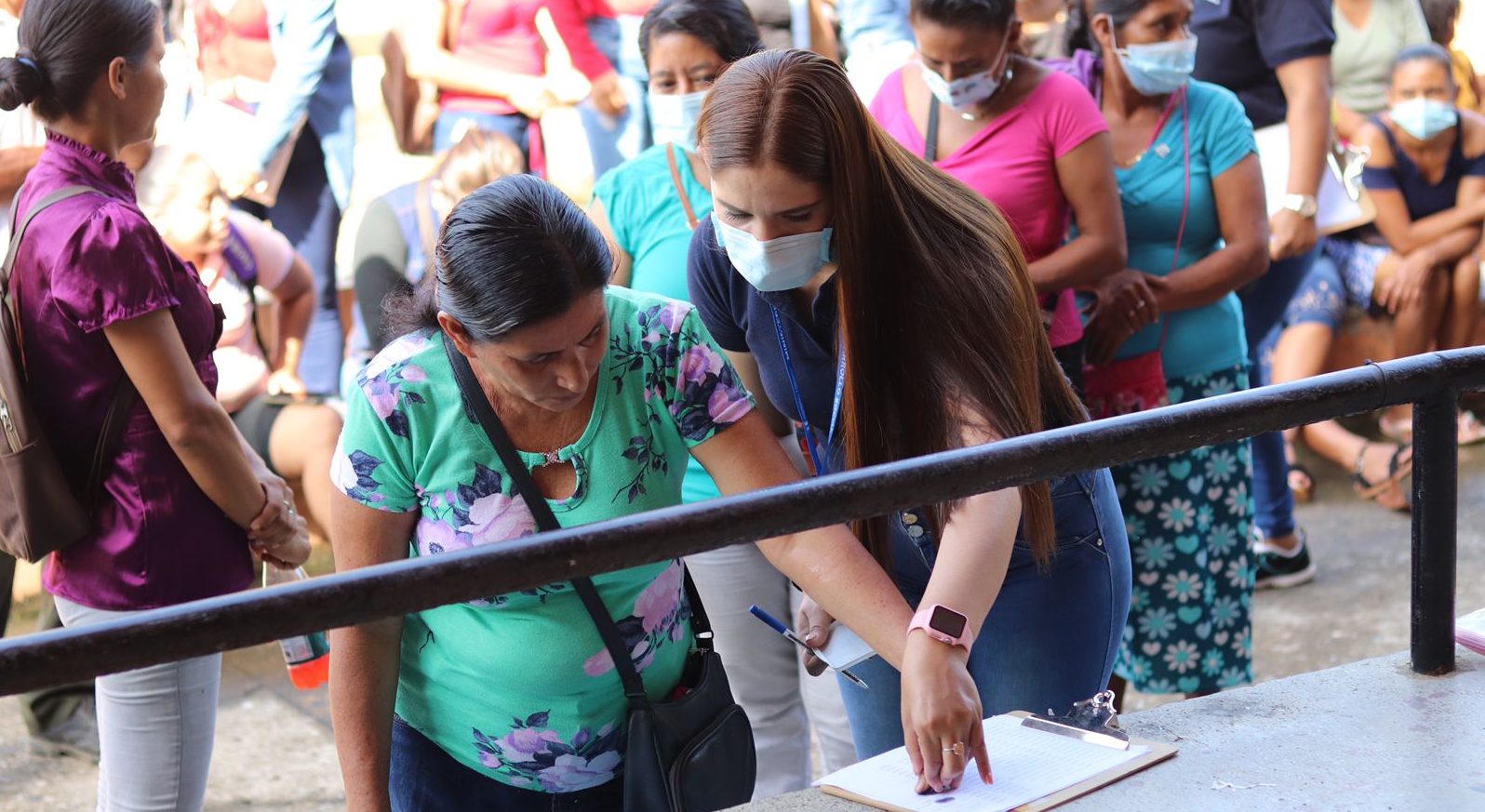 Bono Social llega a familias rurales de Puerto Barrios