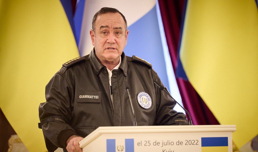 Gobernante Giammattei: “Debemos unirnos contra toda expresión de guerra”