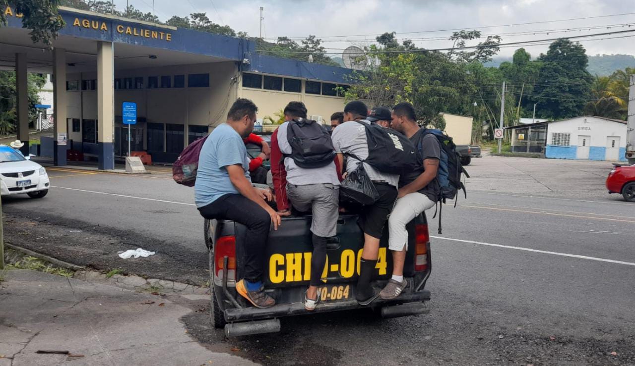 Localizan a 21 migrantes que ingresaron al país de manera irregular