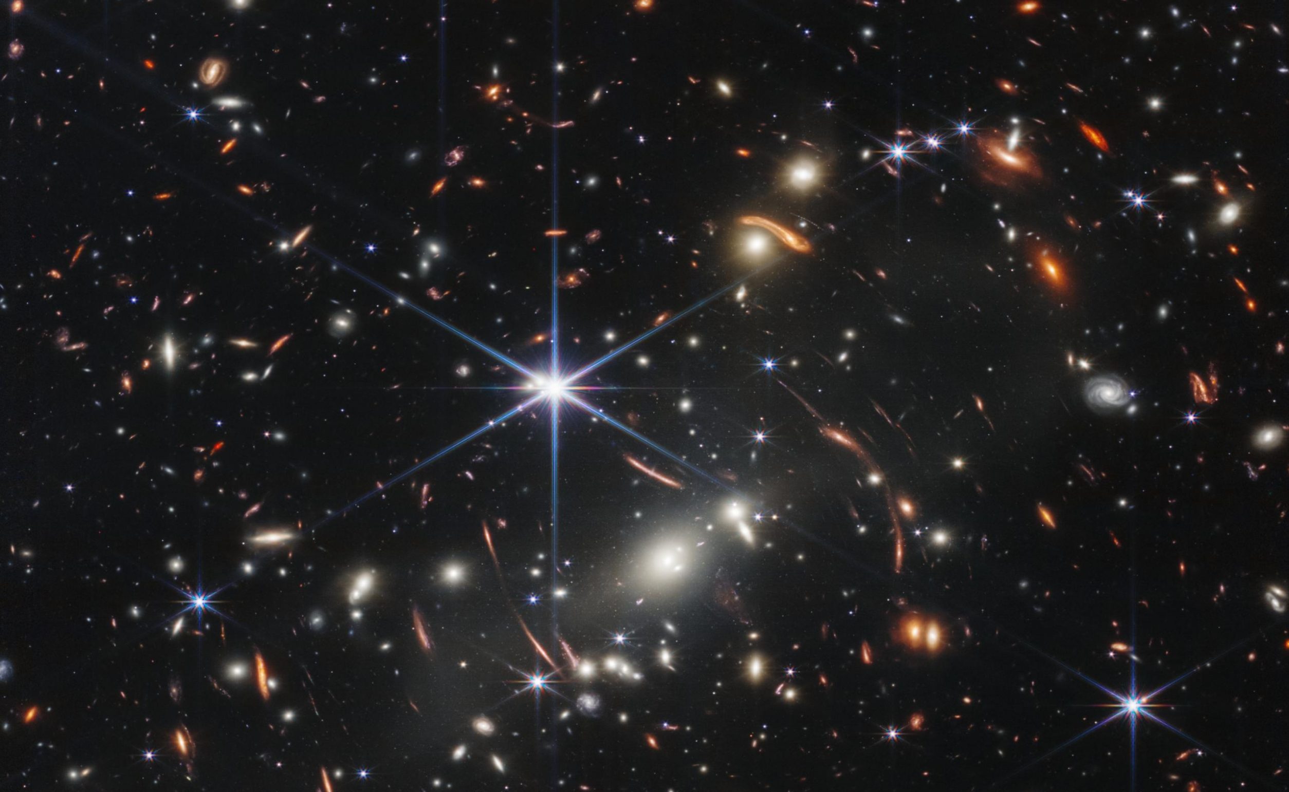 NASA revela “una pequeña porción del universo” con la primera imagen del Webb