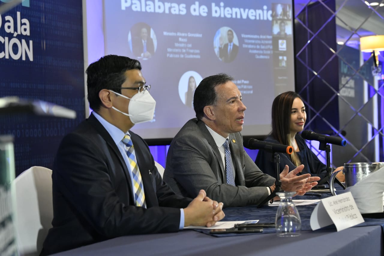 Dan seguimiento a proyectos innovadores para transparentar el sistema de compras públicas