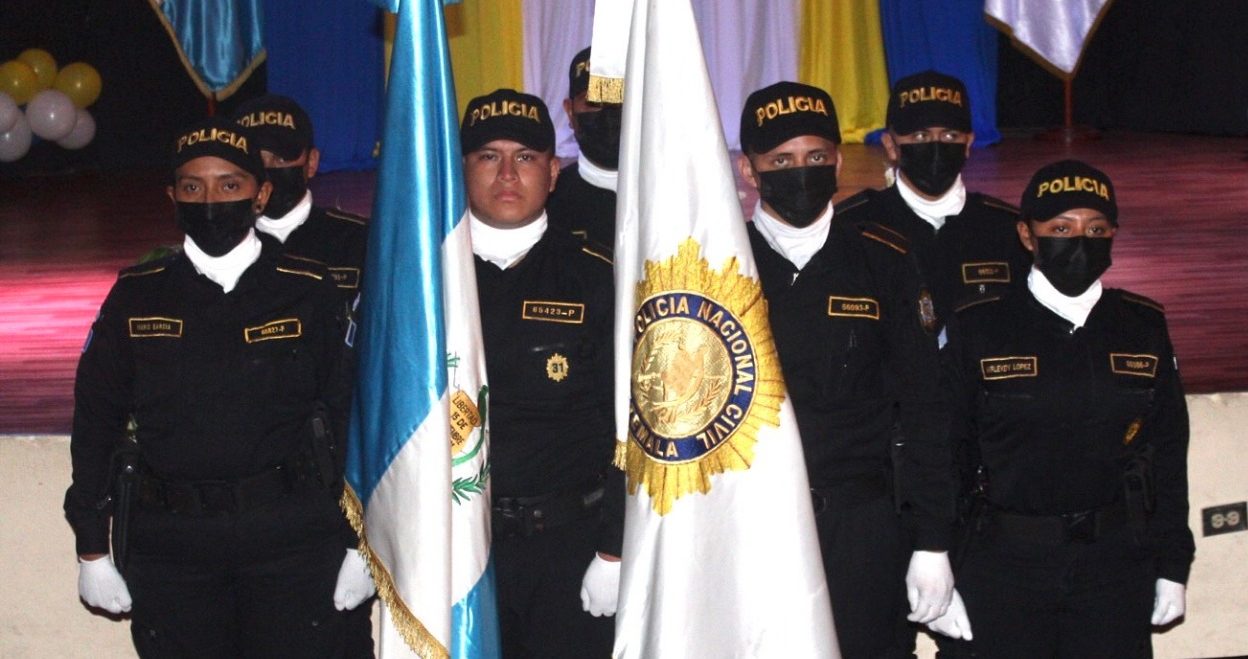 Escuintla celebra 25 aniversario de la PNC