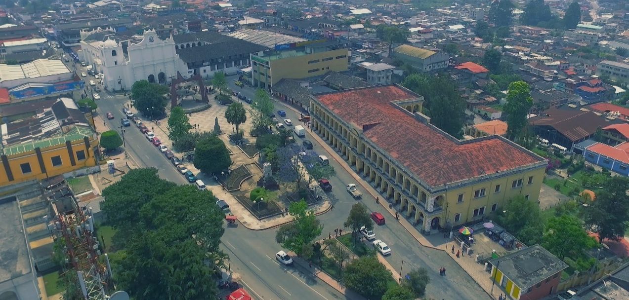 Cobán anuncia nuevas medidas contra la propagación del COVID-19