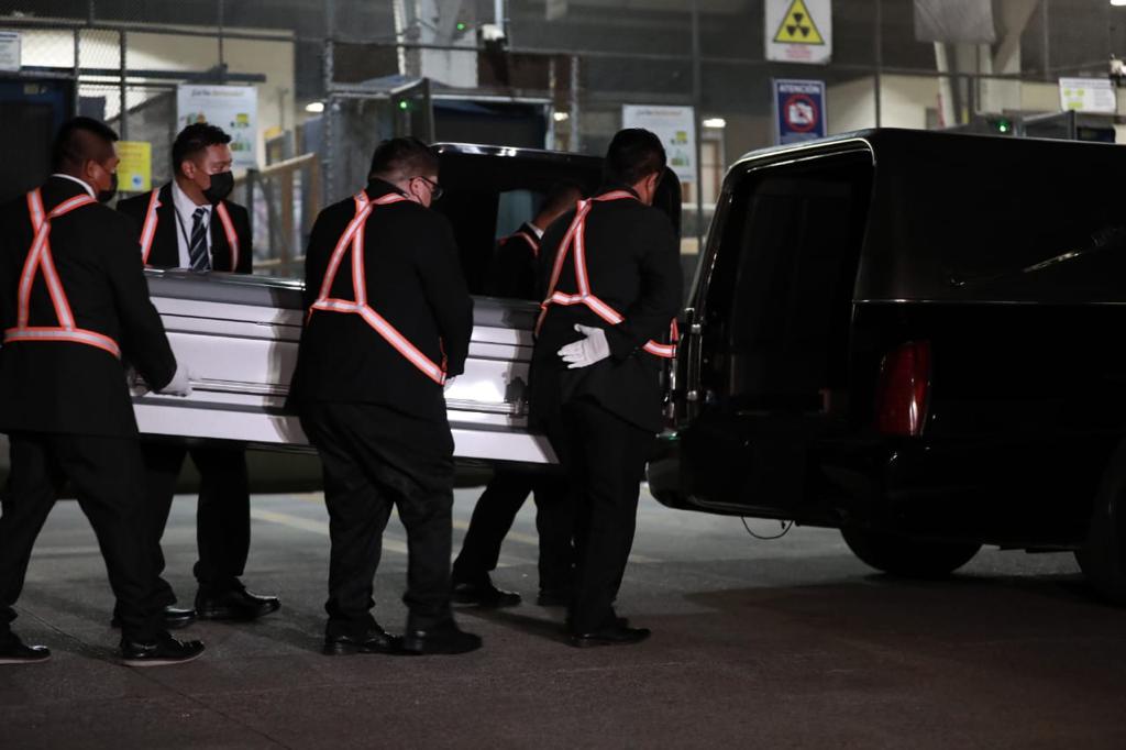 Brindan asistencia en repatriación de dos migrantes fallecidos en San Antonio, Texas