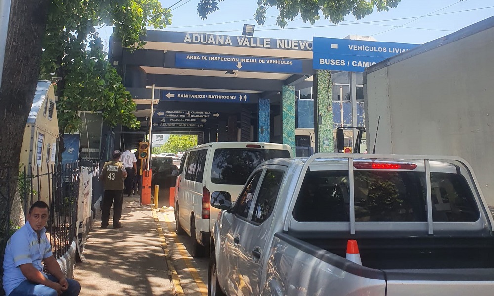 Guatemala y El Salvador buscan agilizar tiempos para el comercio en fronteras