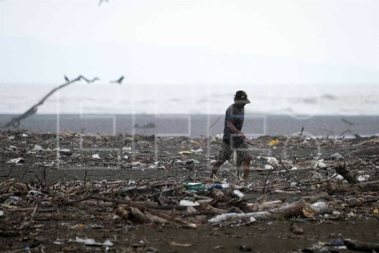 Costa Rica impulsa proyecto para solucionar la contaminación por plásticos